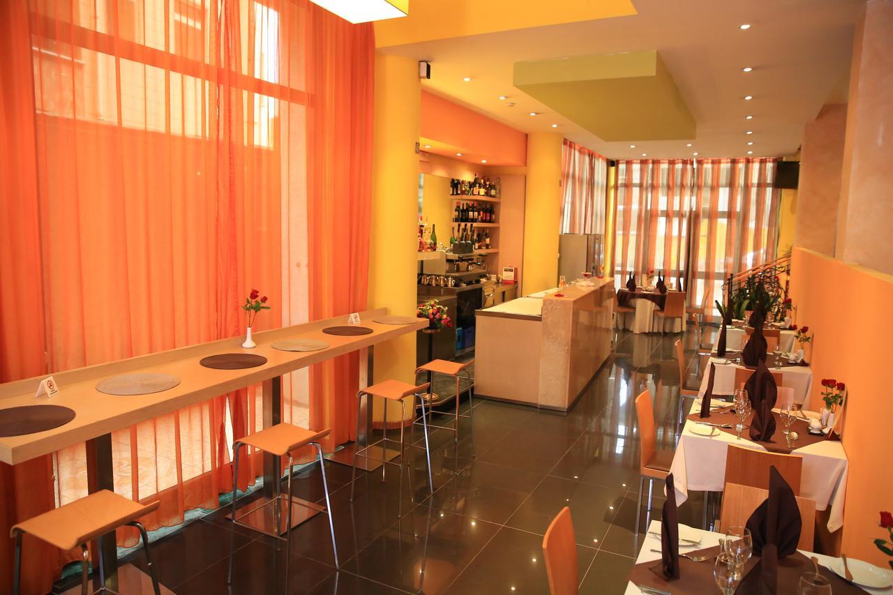 אדיס אבבה Reliance Hotel Apartment מראה חיצוני תמונה