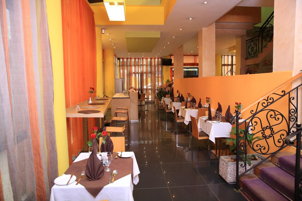 אדיס אבבה Reliance Hotel Apartment מראה חיצוני תמונה